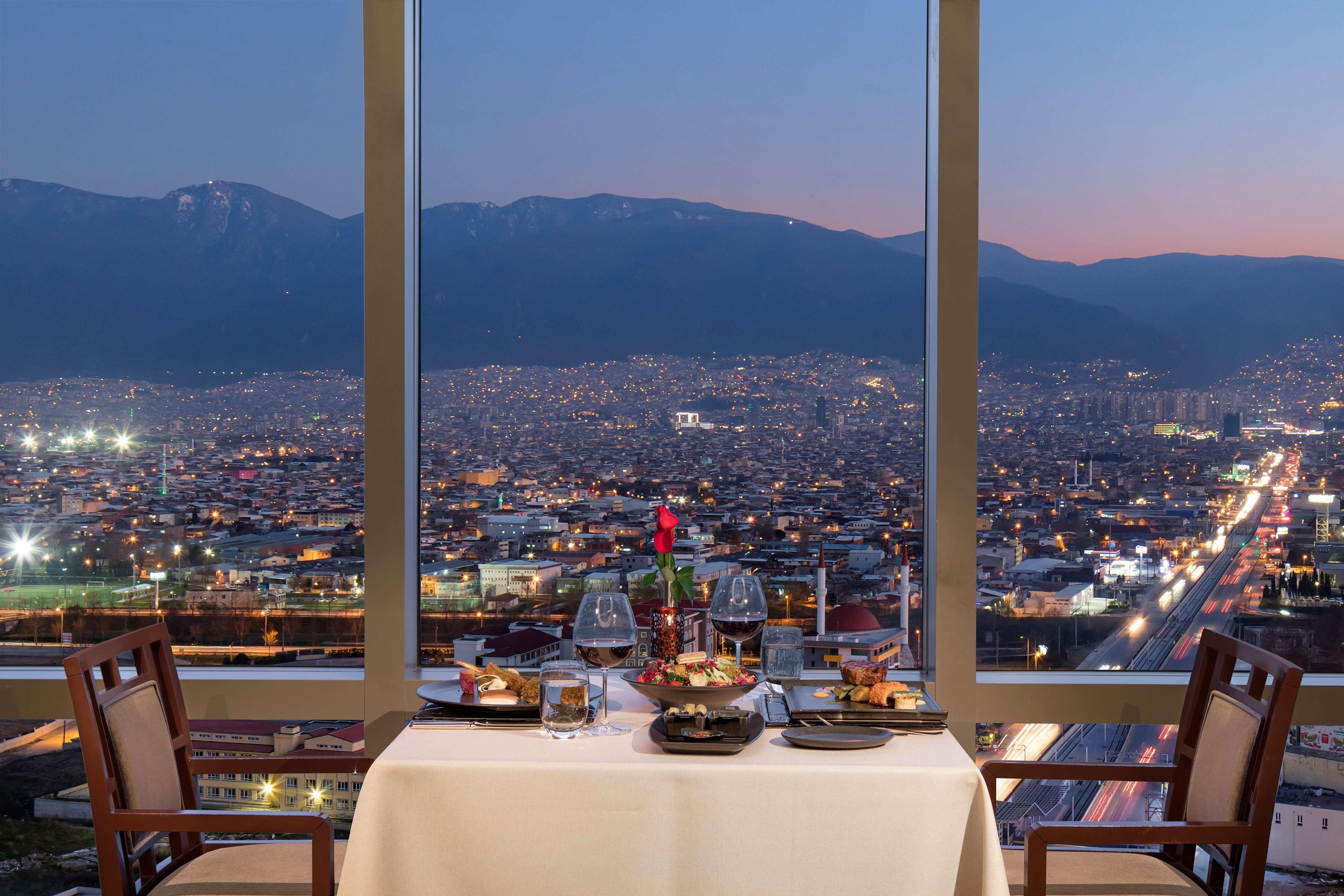 Hilton Bursa Convention Center & Spa Экстерьер фото