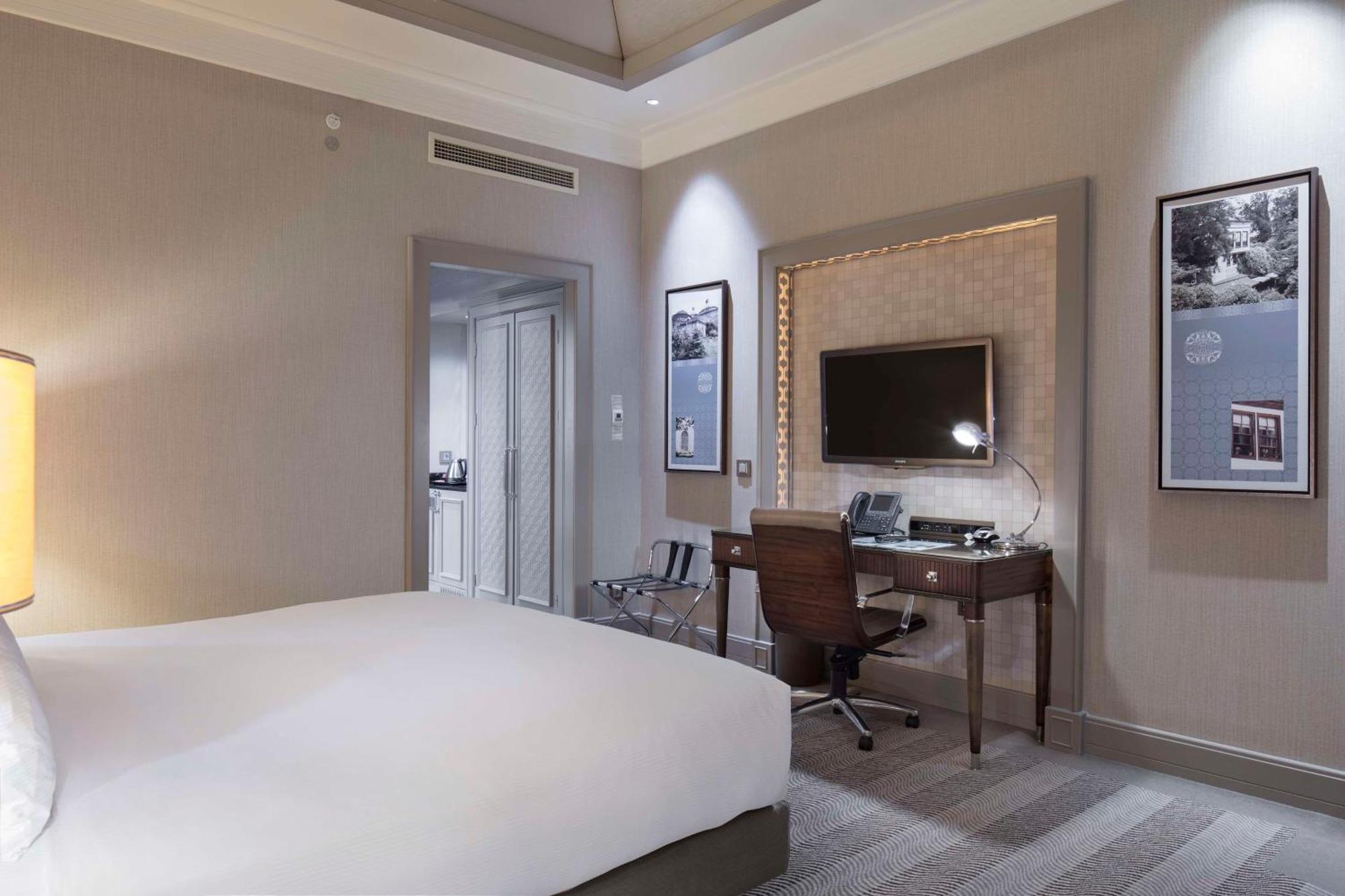 Hilton Bursa Convention Center & Spa Экстерьер фото
