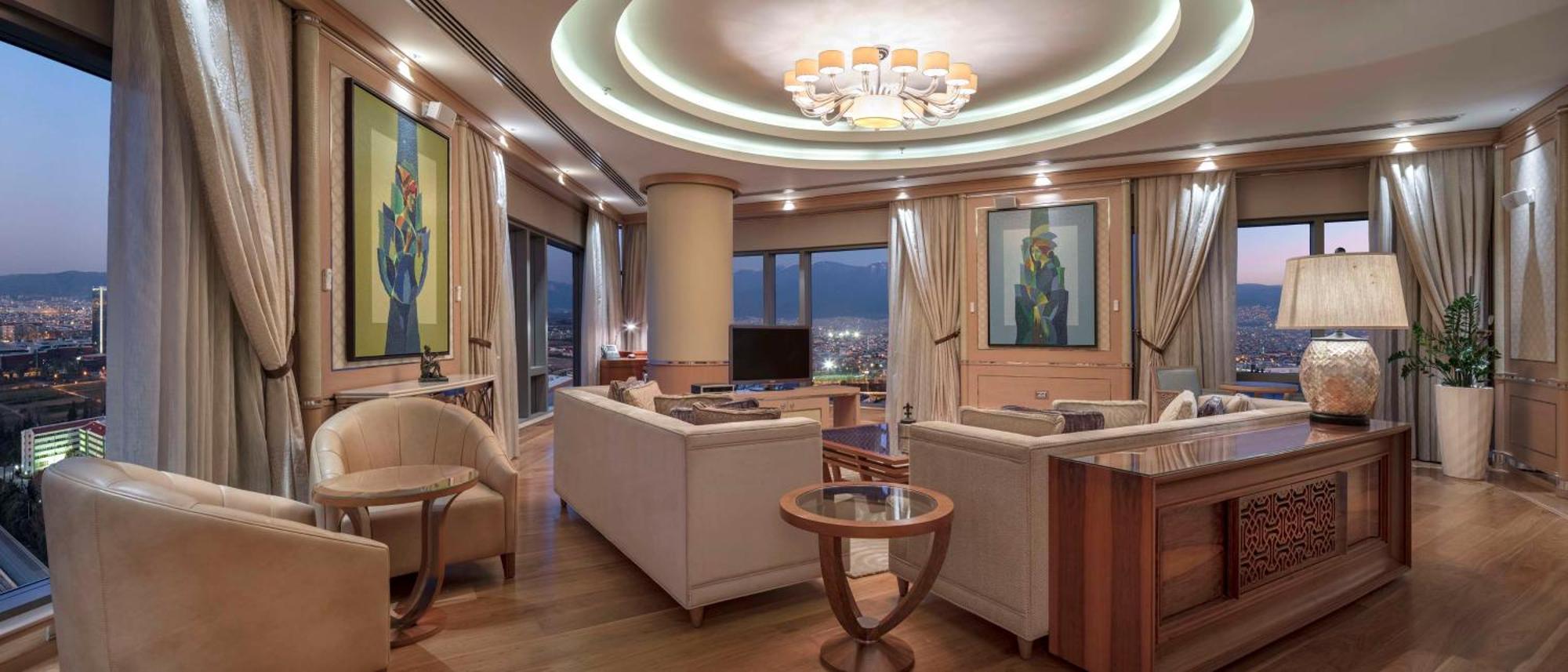 Hilton Bursa Convention Center & Spa Экстерьер фото