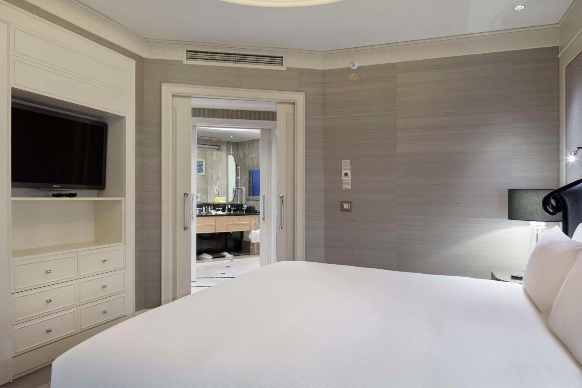 Hilton Bursa Convention Center & Spa Экстерьер фото